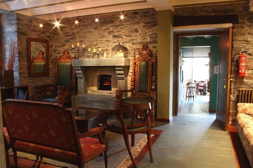 Casona El Gurugu Hotell Luarca Eksteriør bilde