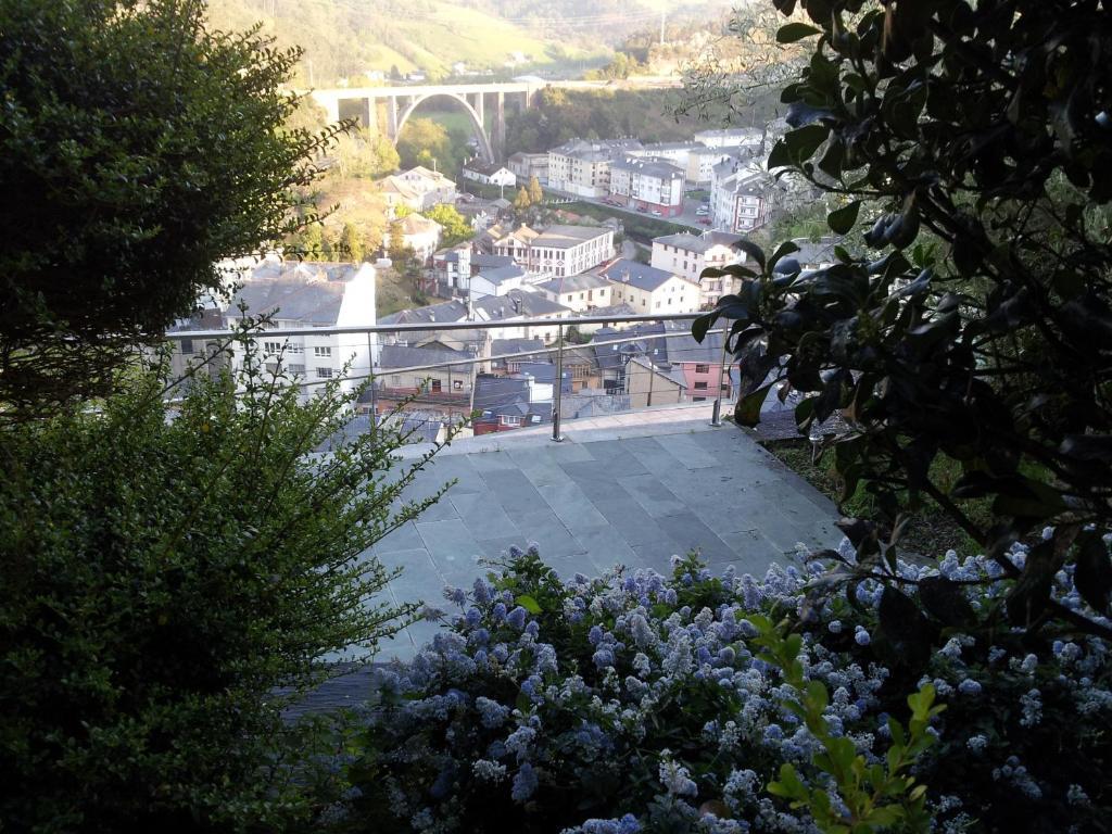 Casona El Gurugu Hotell Luarca Eksteriør bilde